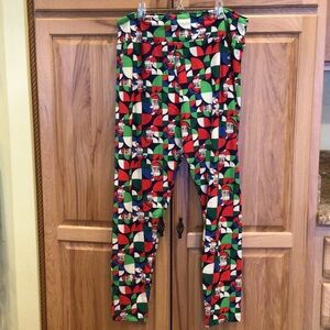 LuLaRoe Santa Leggings TC2